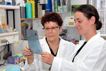 Dr. Shulamit Katzav-Shapira (left) and Galit Lazer. (Photo: Douglas Guthrie)