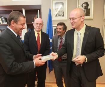 From left to right: Prof. Francesco Profumo, Prof. Eliezer Rabinovici, Prof. Fernando Ferroni, and Prof. Shai Arkin.